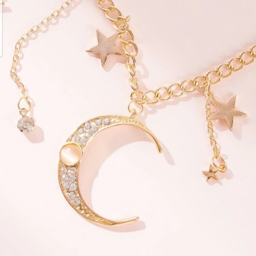*Marcy* Moon and Star necklace - Picture 3 of 7